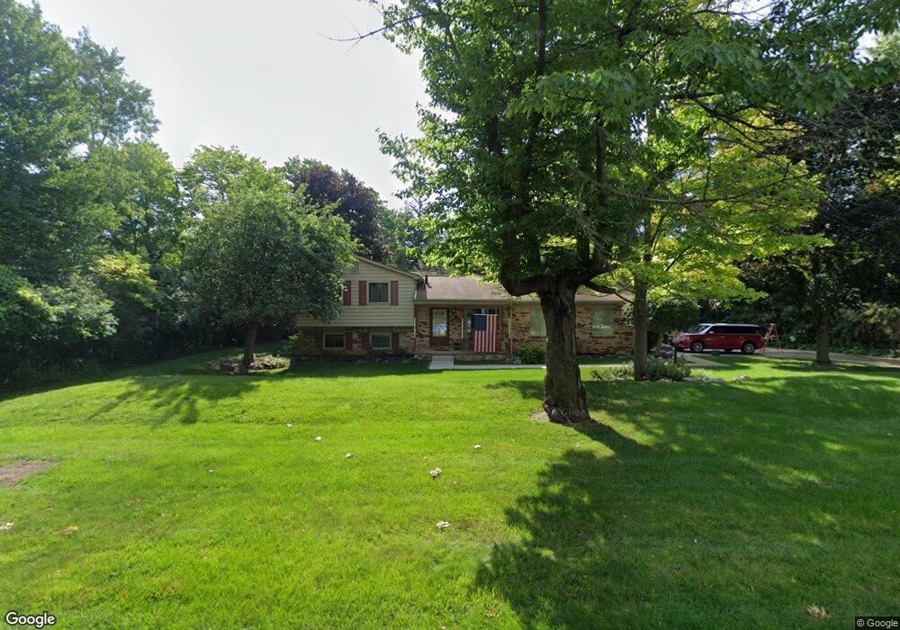 3633 Fieldview Ave, West Bloomfield, MI 48324 - photo 1