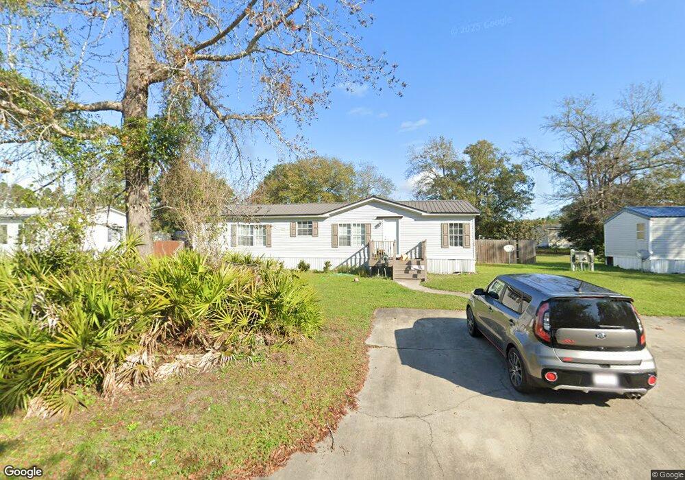 122 Merritt Cir, Brunswick, GA 31520 - photo 1