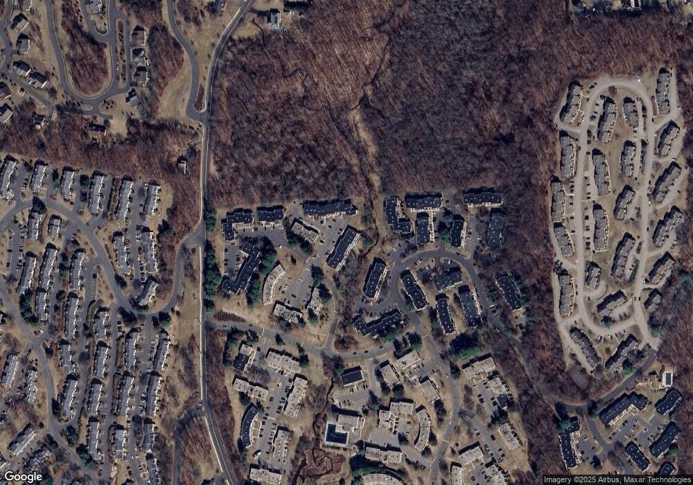 14 Chestnut Ct, Cromwell, CT 06416 - photo 1