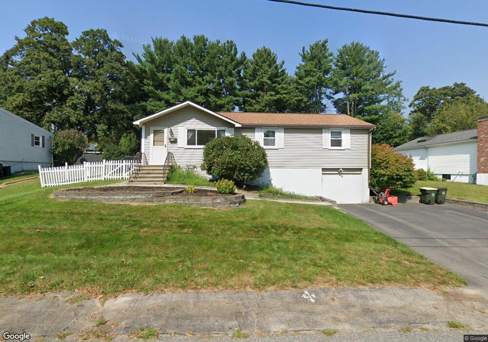 32 Arapahoe Rd, Bellingham, MA 02019 - photo 1