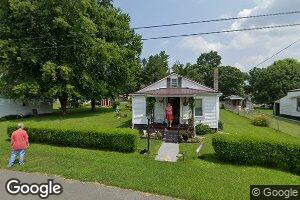 510 Lewis St, Rupert, WV 25984