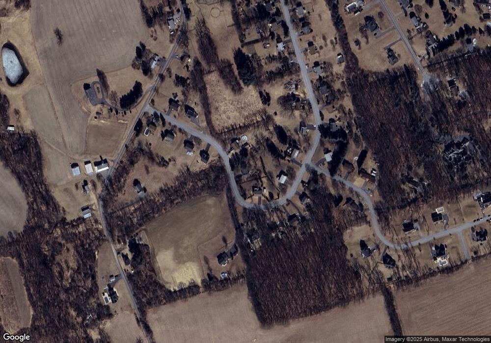 511 Round Table Dr, Nazareth, PA 18064 - photo 1