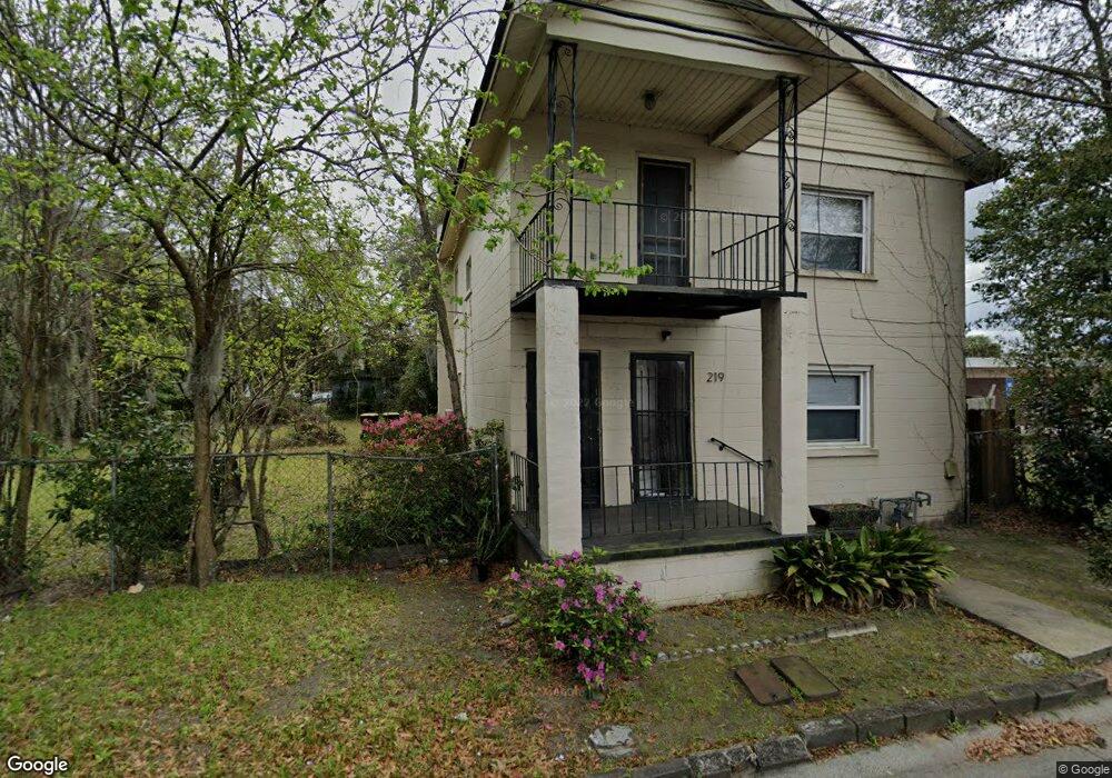 219 W 56th St, Savannah, GA 31405 - photo 1