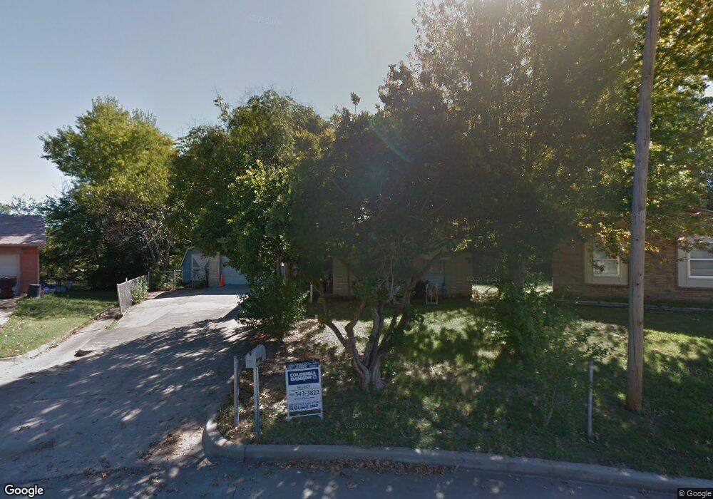 1101 W Chambers Ct, Claremore, OK 74017 - photo 1