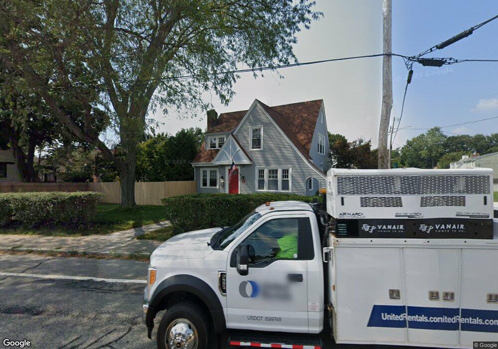 663 Willett Ave, Riverside, RI 02915 - photo 1