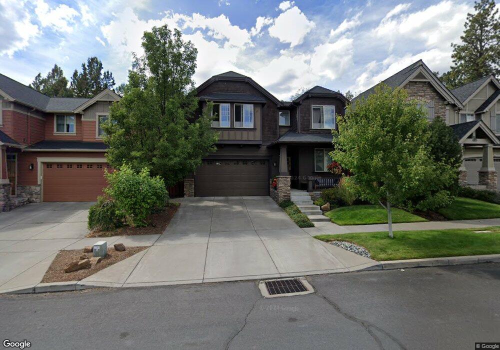 20462 Jacklight Ln, Bend, OR 97702 - photo 1