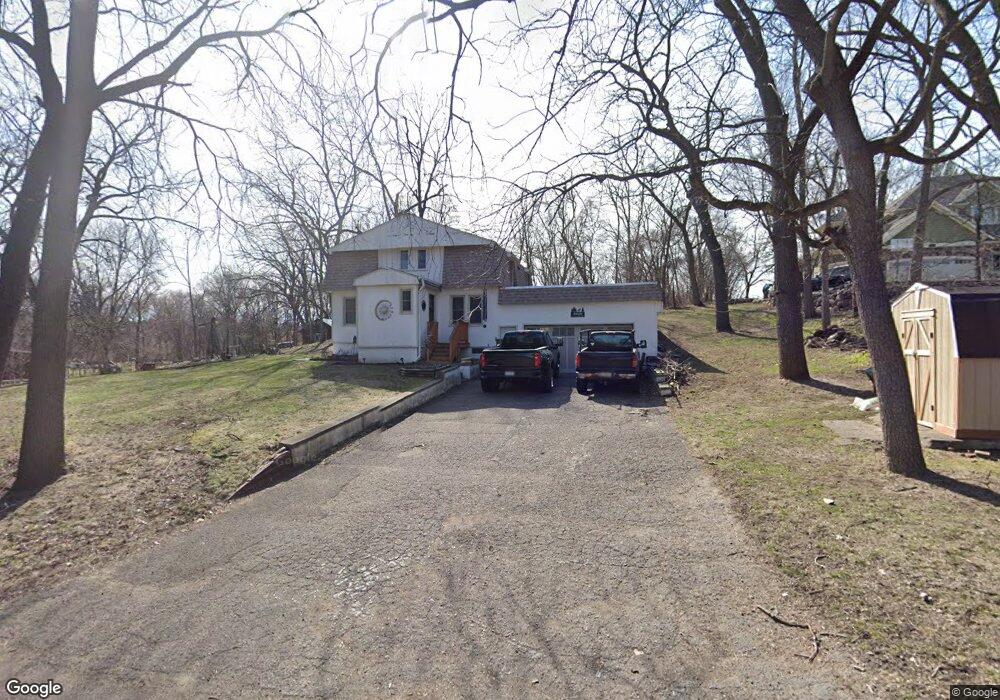 5016 Beacon Hill Rd, Minnetonka, MN 55345 - photo 1