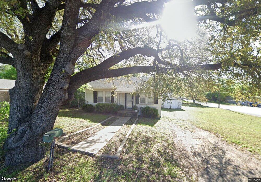 221 S Line St, Weatherford, TX 76086 - photo 1