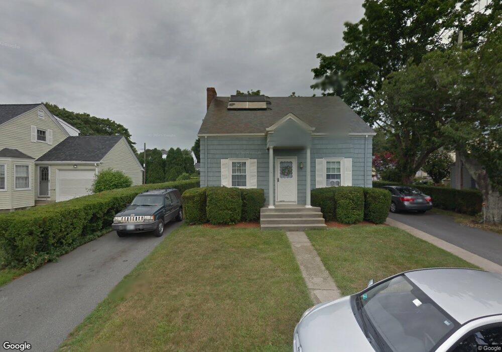 34 Dudley Ave S, Middletown, RI 02842 - photo 1