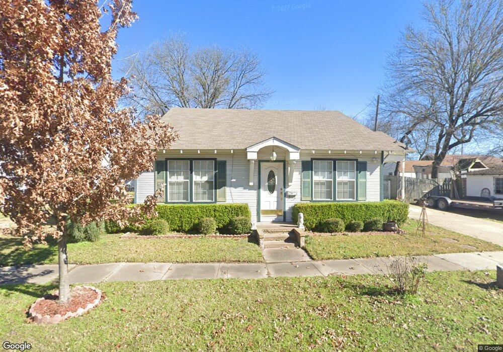 906 N Dallas St, Ennis, TX 75119 - photo 1