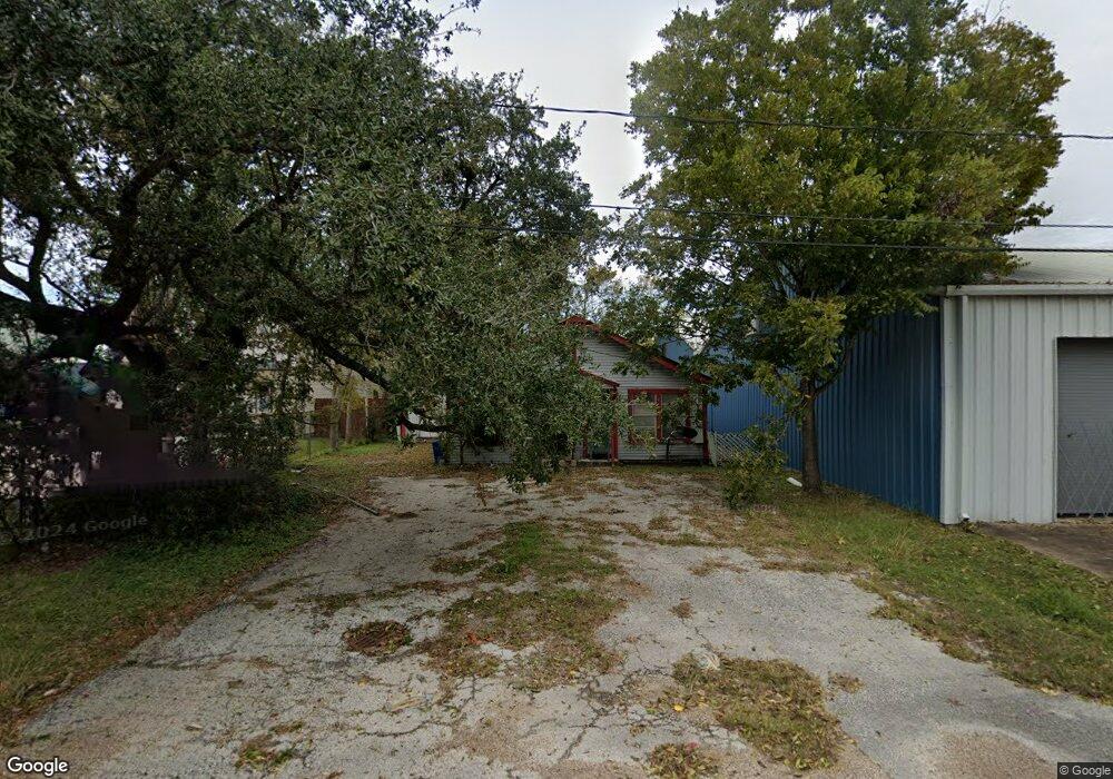 3903 2nd St, Pearland, TX 77581 - photo 1