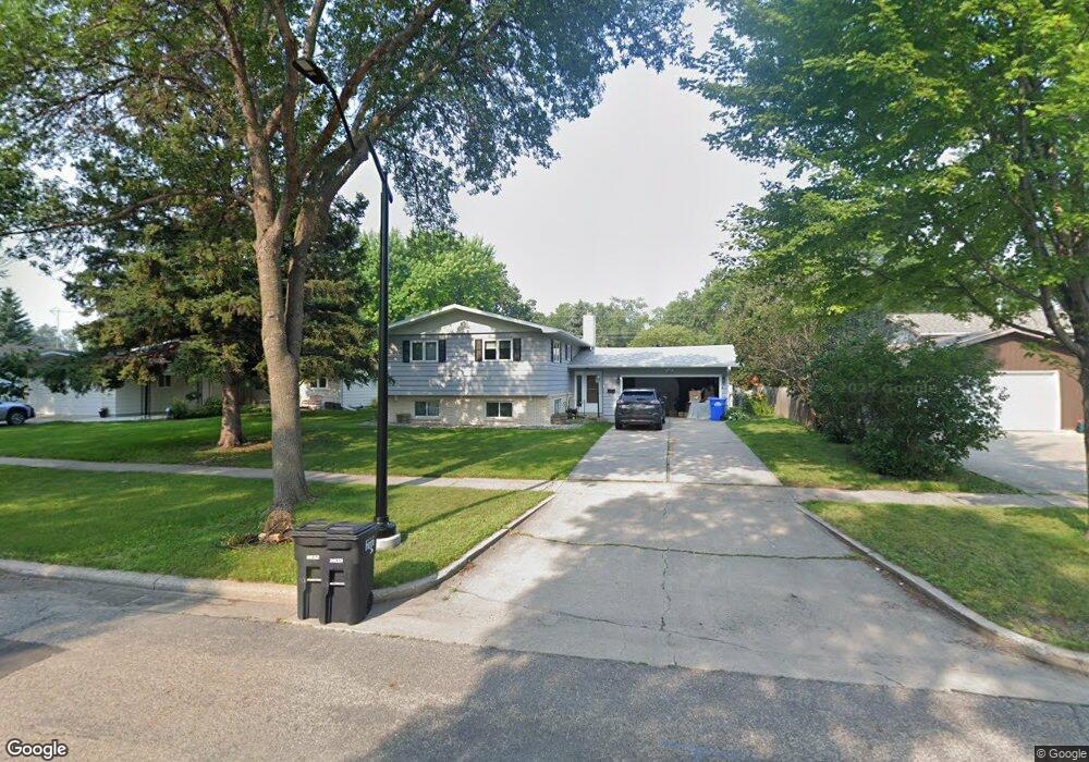 2414 Evergreen Rd N, Fargo, ND 58102 - photo 1