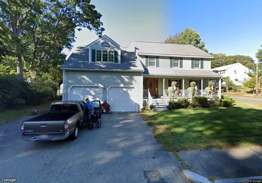 20 Spruce St, Wakefield, MA 01880 - photo 1