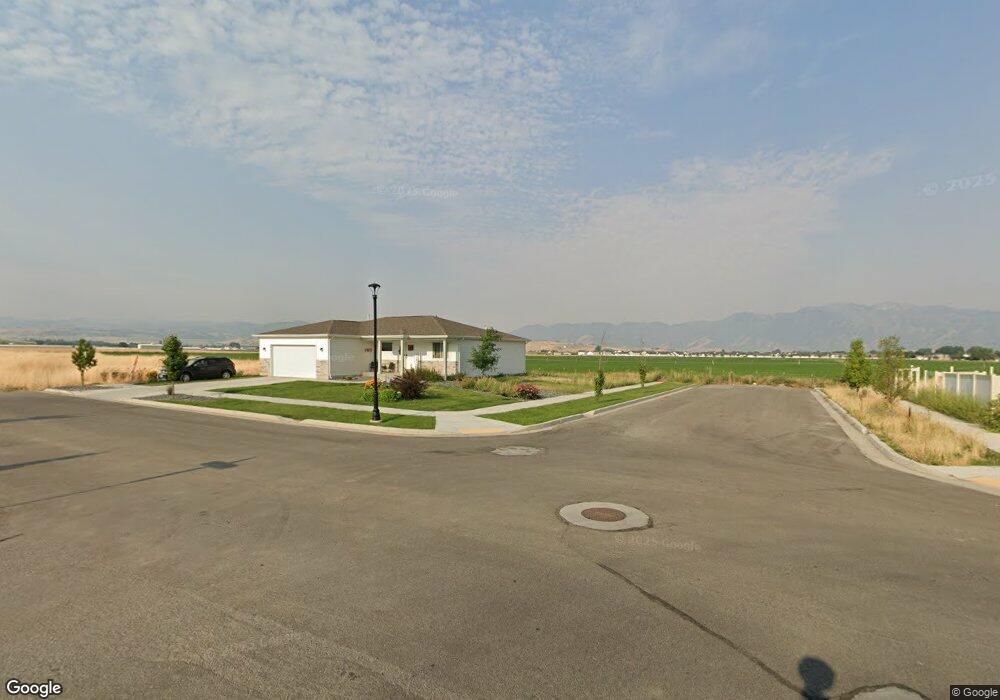 512 S 1170 E, Hyrum, UT 84319 - photo 1