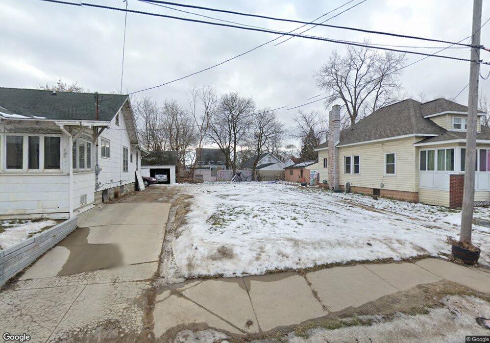 2221 Corunna Rd, Flint, MI 48503 - photo 1