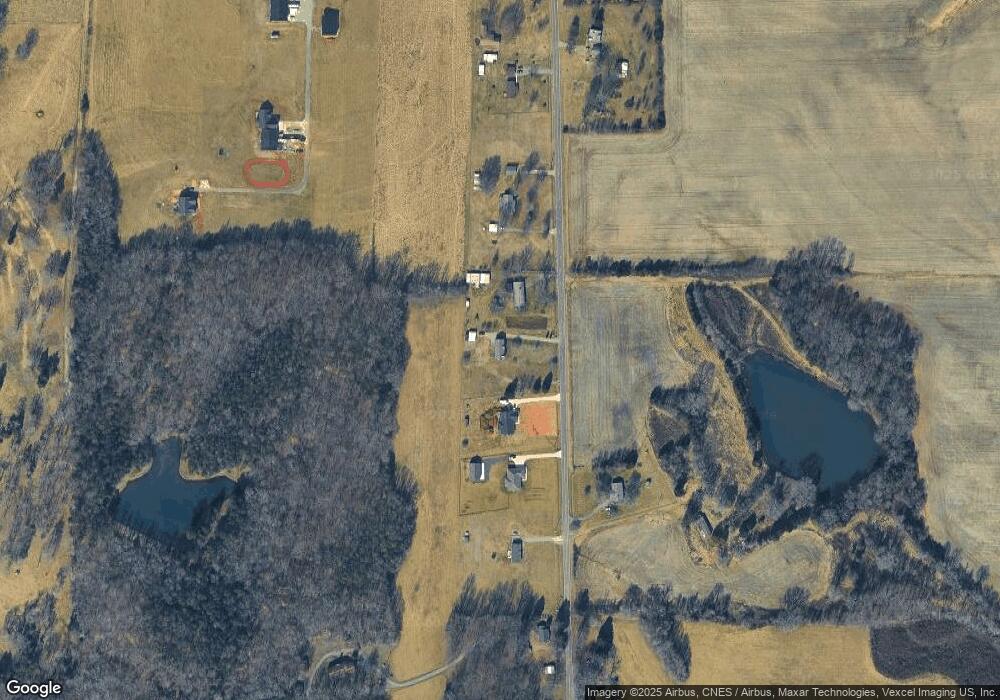 392 Longview Rd, Statesville, NC 28625 - photo 1