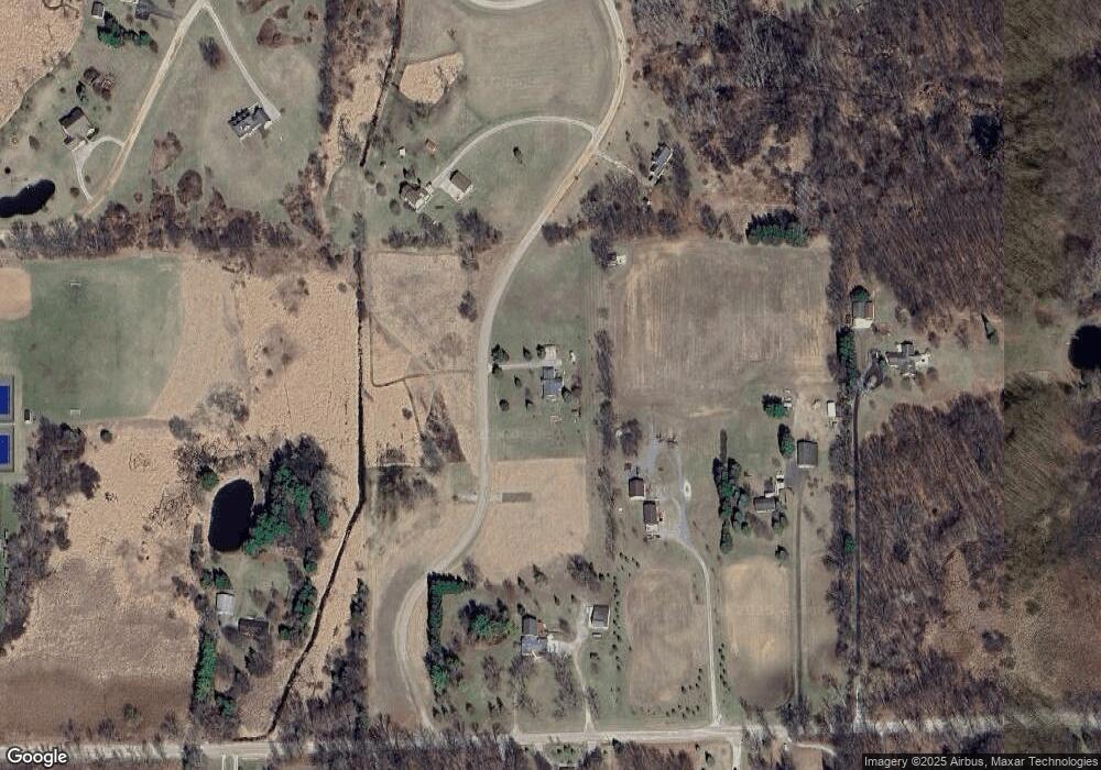 1002 Herrst Dr, Chelsea, MI 48118 - photo 1