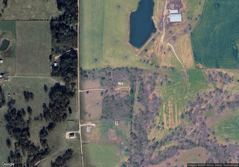 740 S White Oak Rd, Colcord, OK 74338 - photo 1