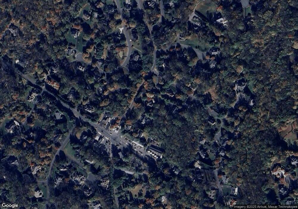 1023 Spring Hill Rd, McLean, VA 22102 - photo 1