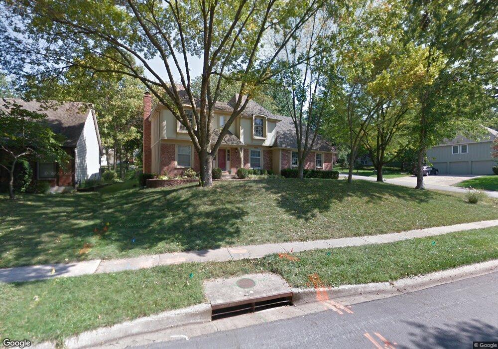 7713 Haskins St, Shawnee, KS 66216 - photo 1