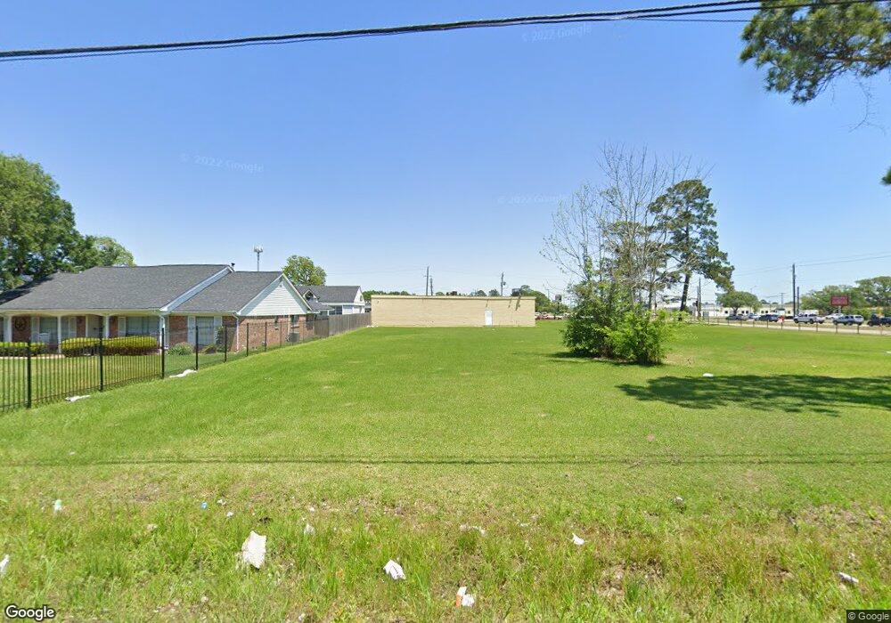 10800 Seneca St, Houston, TX 77016 - photo 1