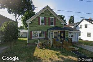 14 Elm St, Calais, ME 04619
