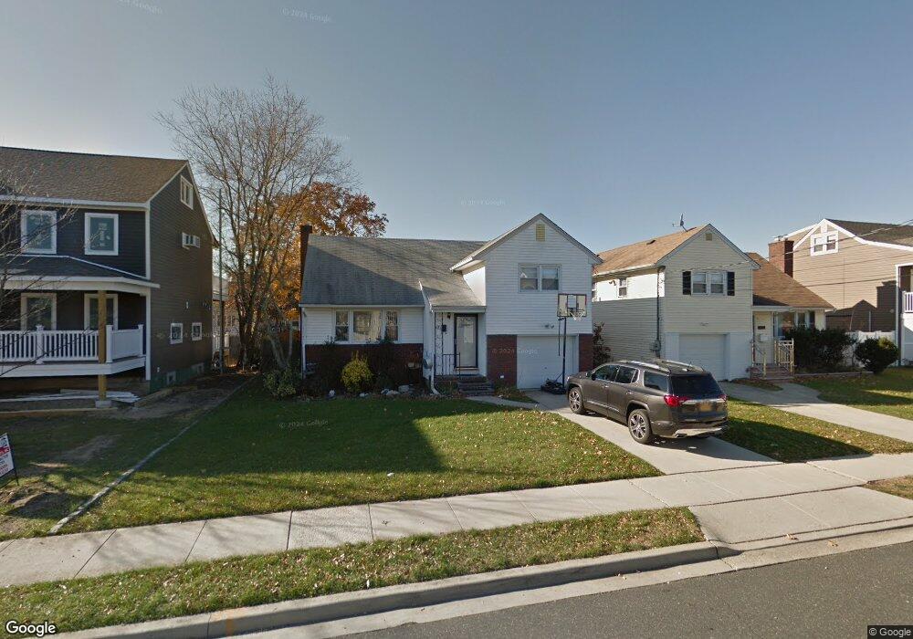 162 S Bay Ave, Freeport, NY 11520 - photo 1