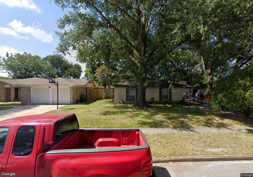 955 W Nelda Rd, Houston, TX 77088 - photo 1