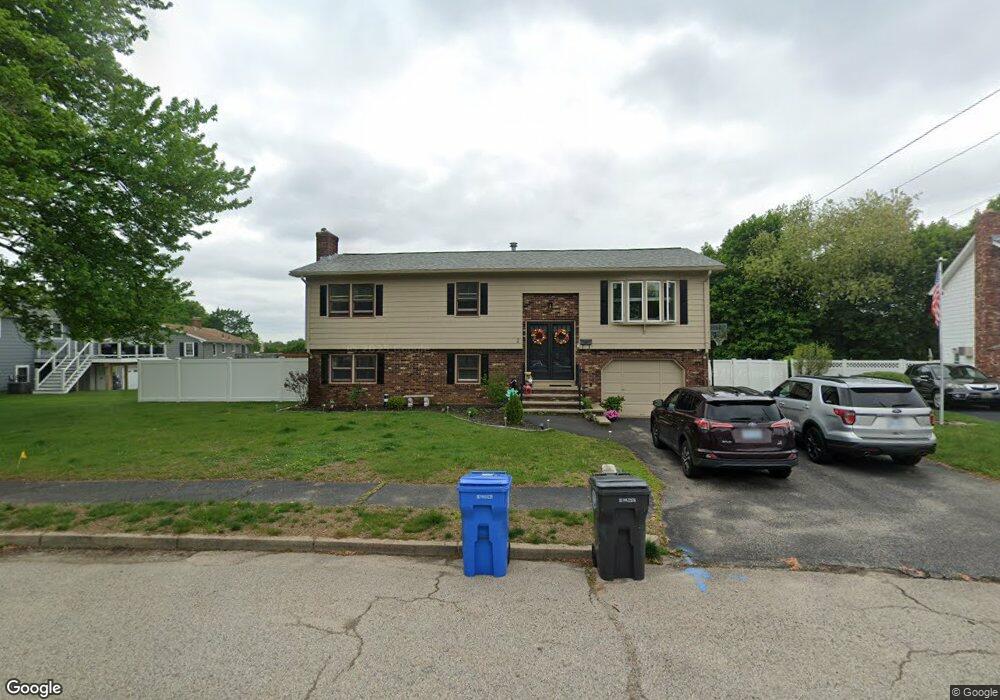 2 Red Robin Rd, Cranston, RI 02920 - photo 1