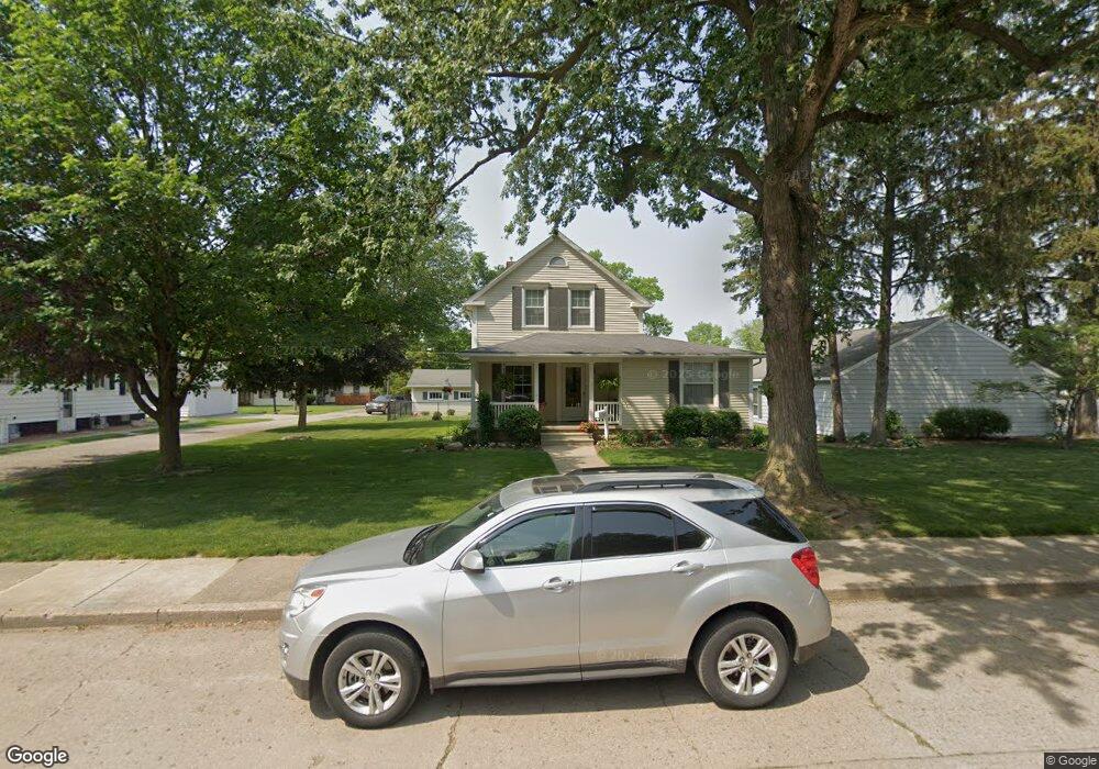 652 E Van Buren St, Nappanee, IN 46550 - photo 1