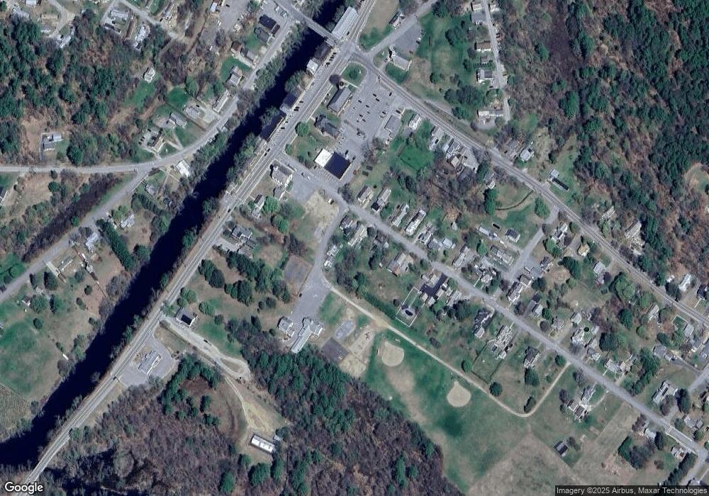 17 Parker St, Winchester, NH 03470 - photo 1