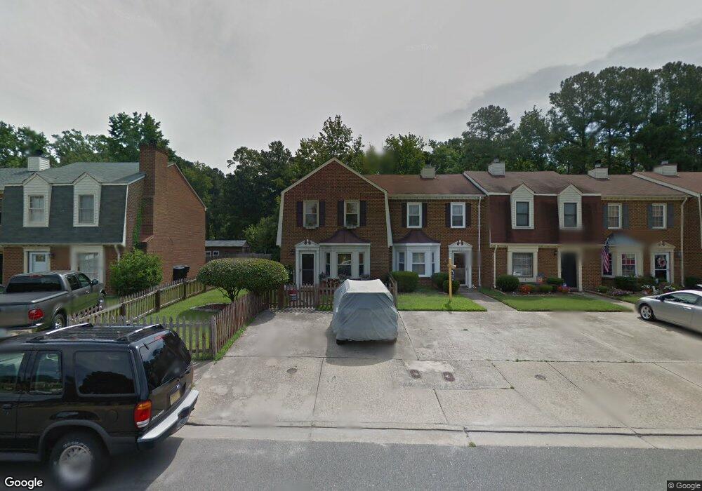 5709 Rivermill Cir, Portsmouth, VA 23703 - photo 1