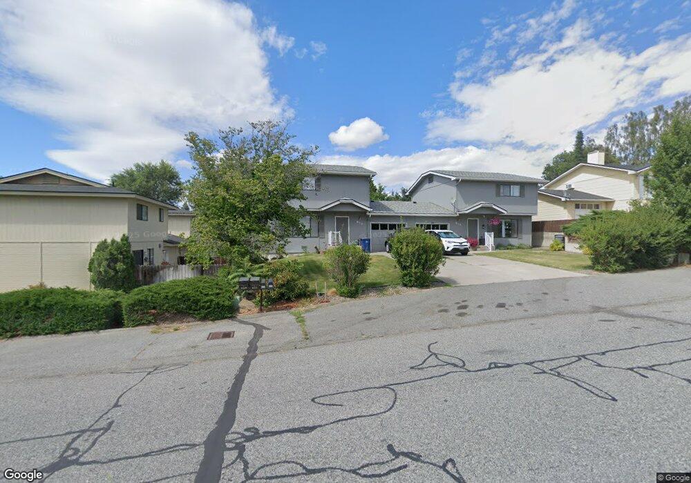 613 11th St NE, East Wenatchee, WA 98802 - photo 1