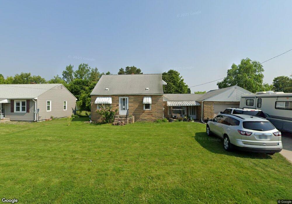 1177 E Coldwater Rd, Flint, MI 48505 - photo 1