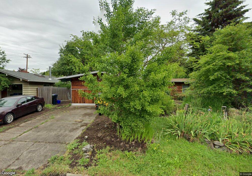 1567 Larkspur Loop, Eugene, OR 97401 - photo 1