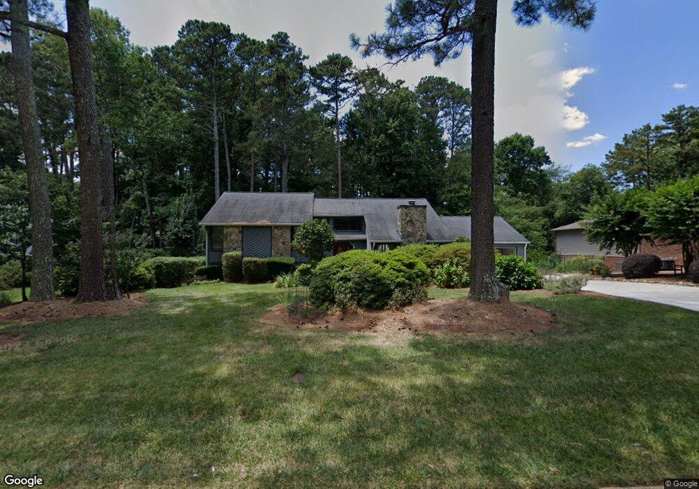 9980 Timberstone Rd, Alpharetta, GA 30022 - photo 1