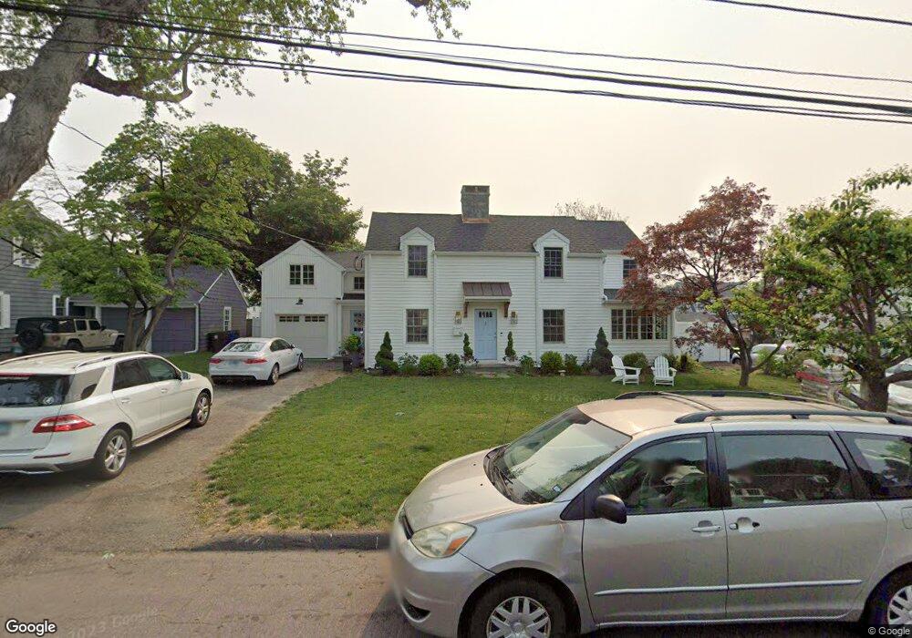 96 Smedley Rd, Fairfield, CT 06824 - photo 1