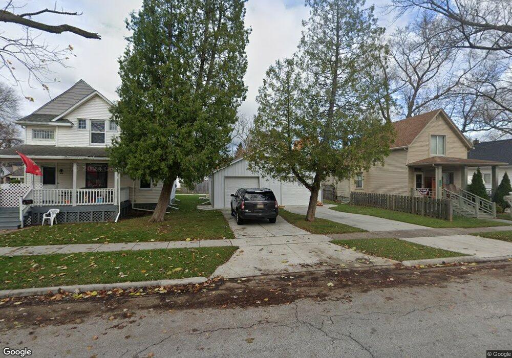 1129 Pine St, Port Huron, MI 48060 - photo 1