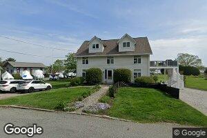 92 Front St, Groton, CT 06340