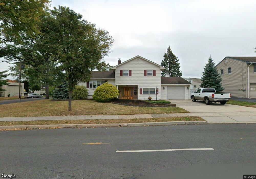 205 Walnut Ave, Clark, NJ 07066 - photo 1