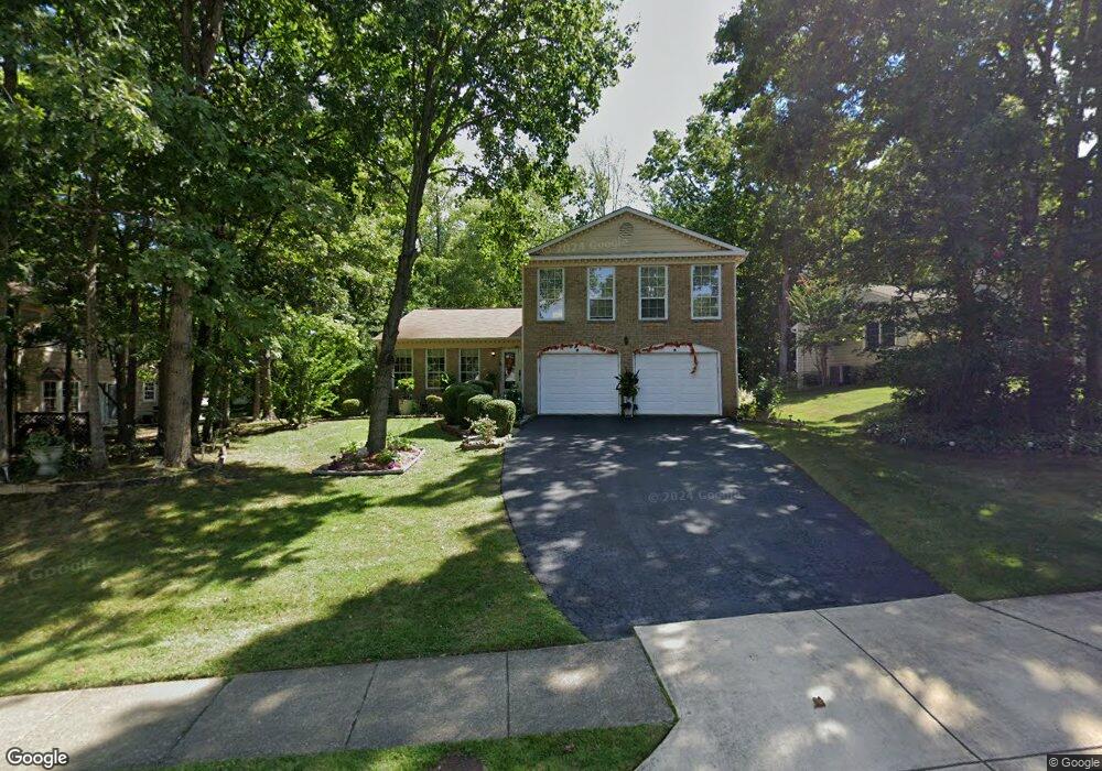 7703 Cervantes Ln, Springfield, VA 22153 - photo 1