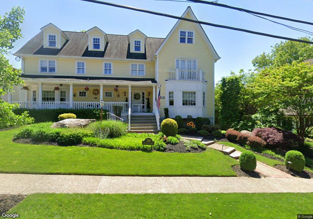 130 Hollywood Ave, Little Neck, NY 11363 - photo 1