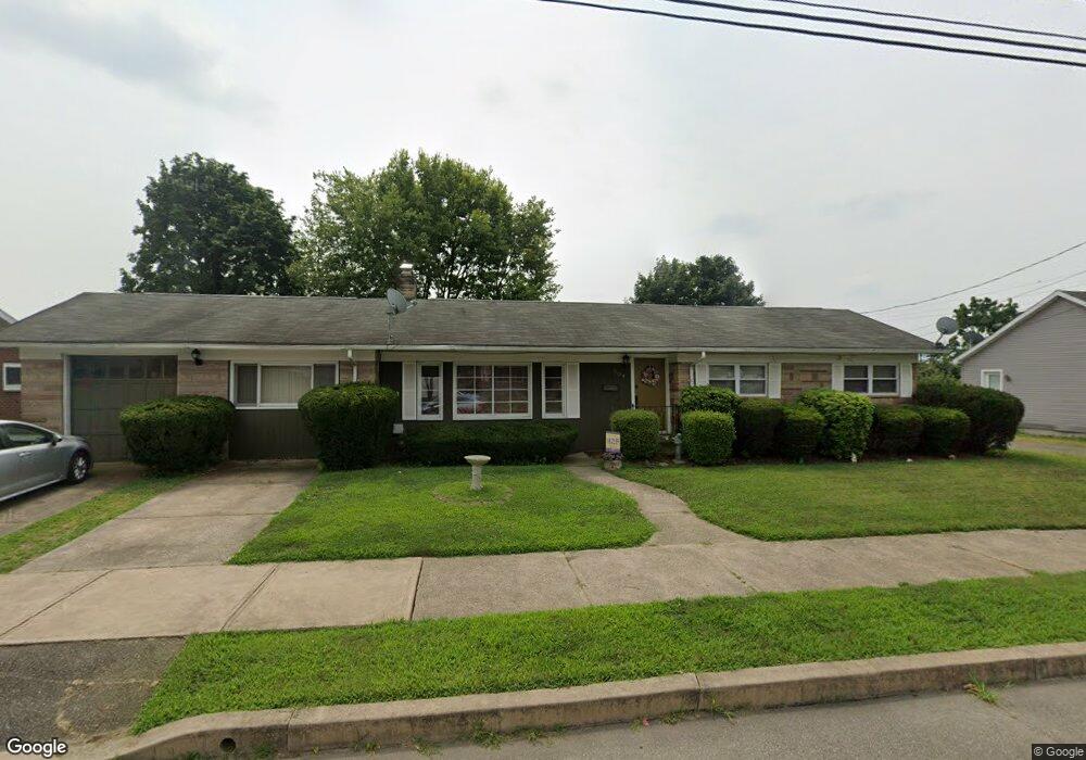 604 E 10th St, Berwick, PA 18603 - photo 1