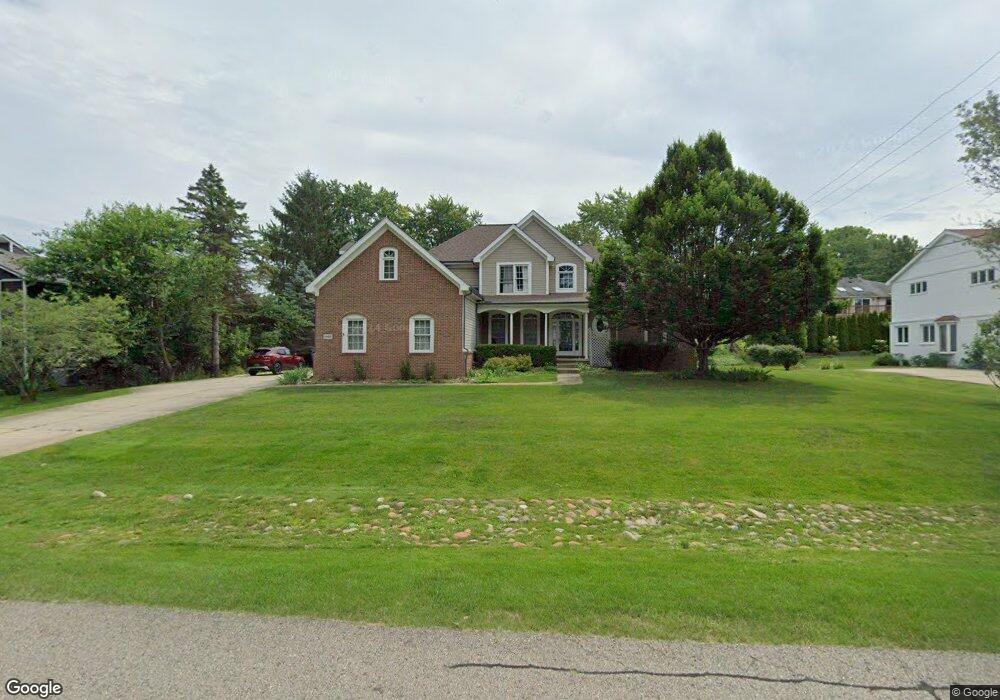 2985 Saddlewood Rd, West Bloomfield, MI 48324 - photo 1