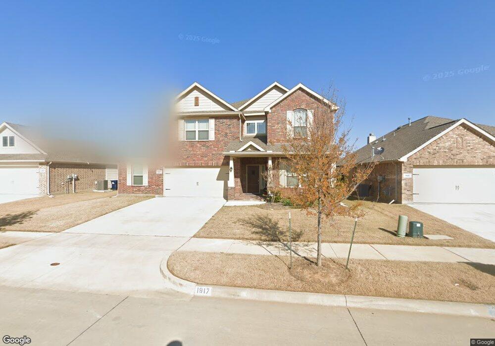 1917 Pavilion Ln, Denton, TX 76210 - photo 1