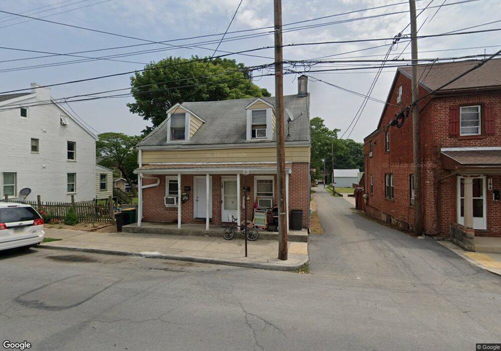 136 S 3rd St, Chambersburg, PA 17201 - photo 1