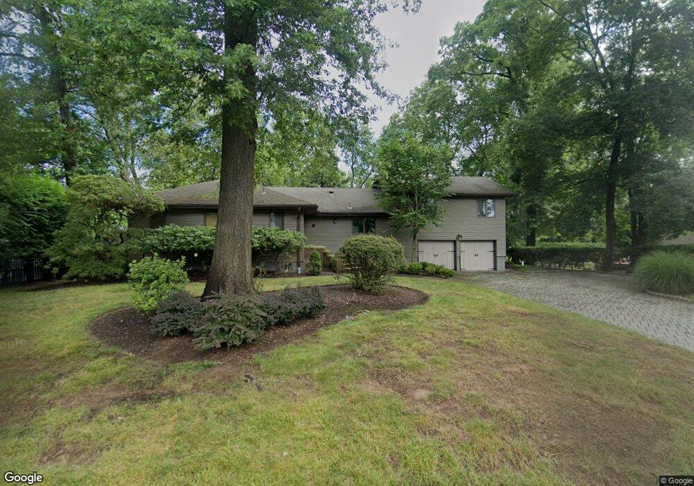 39 Rugen Dr, Harrington Park, NJ 07640 - photo 1