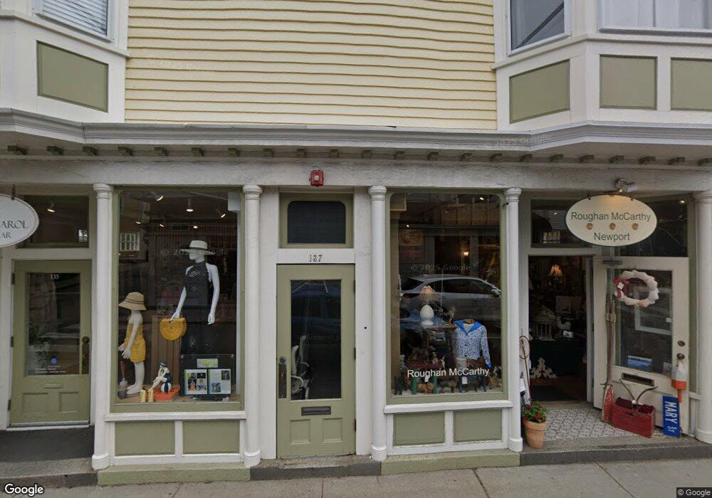 137 Spring St unit 3, Newport, RI 02840 - photo 1