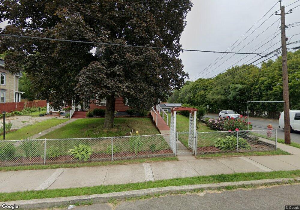 158 Lincoln St, Meriden, CT 06451 - photo 1