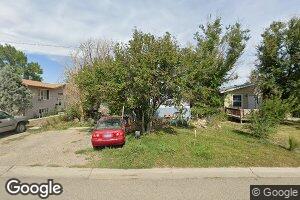 725 4th St W, Hardin, MT 59034